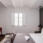 Luminous Top Floor Apartment With Terrace