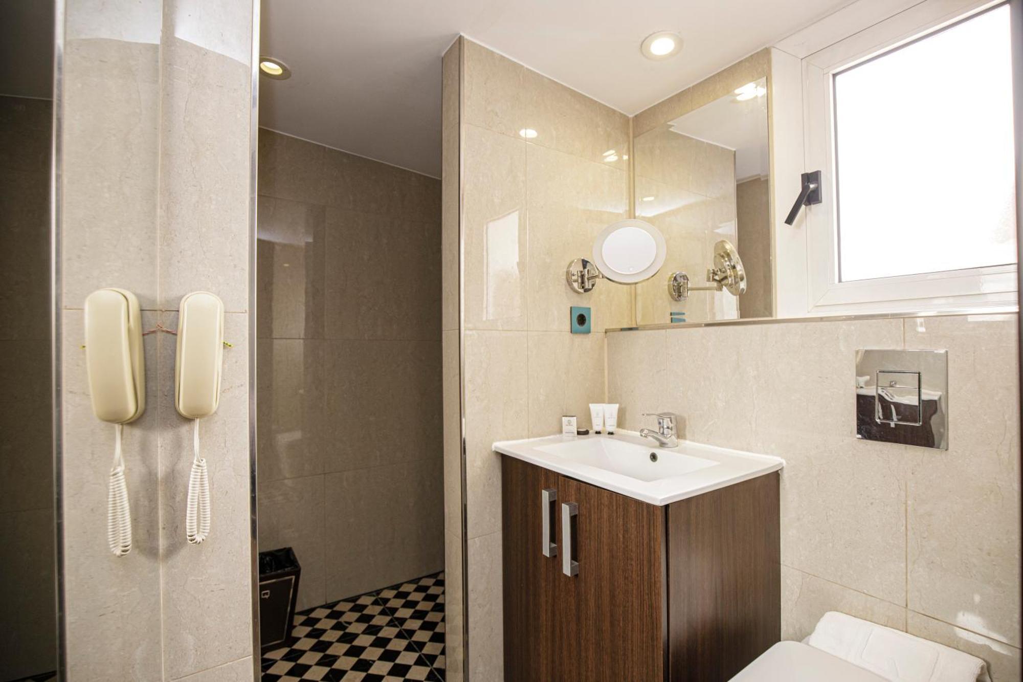 Appartement Luminous Floor With Terrace *